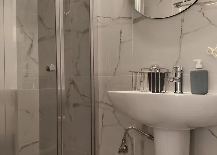 Valaoritou Luxury Jacuzzi By Dimcol 3 * 테살로니키