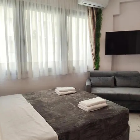 Valaoritou Luxury Jacuzzi By Dimcol 3 Thessalonique